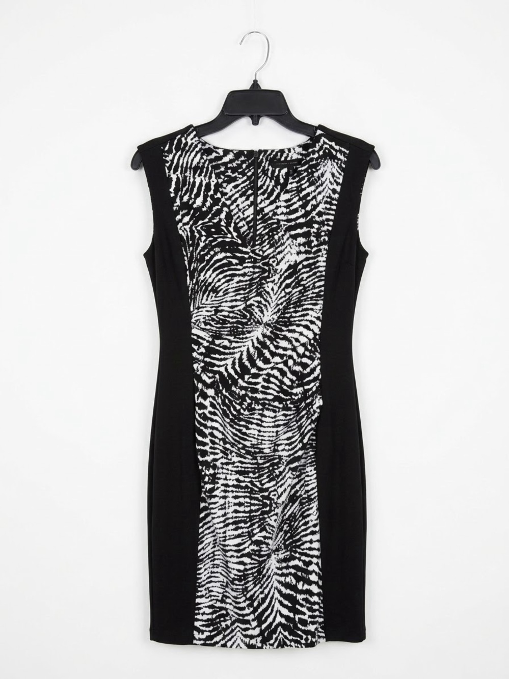 White House Black Market Black and White Printed Sheath Dress